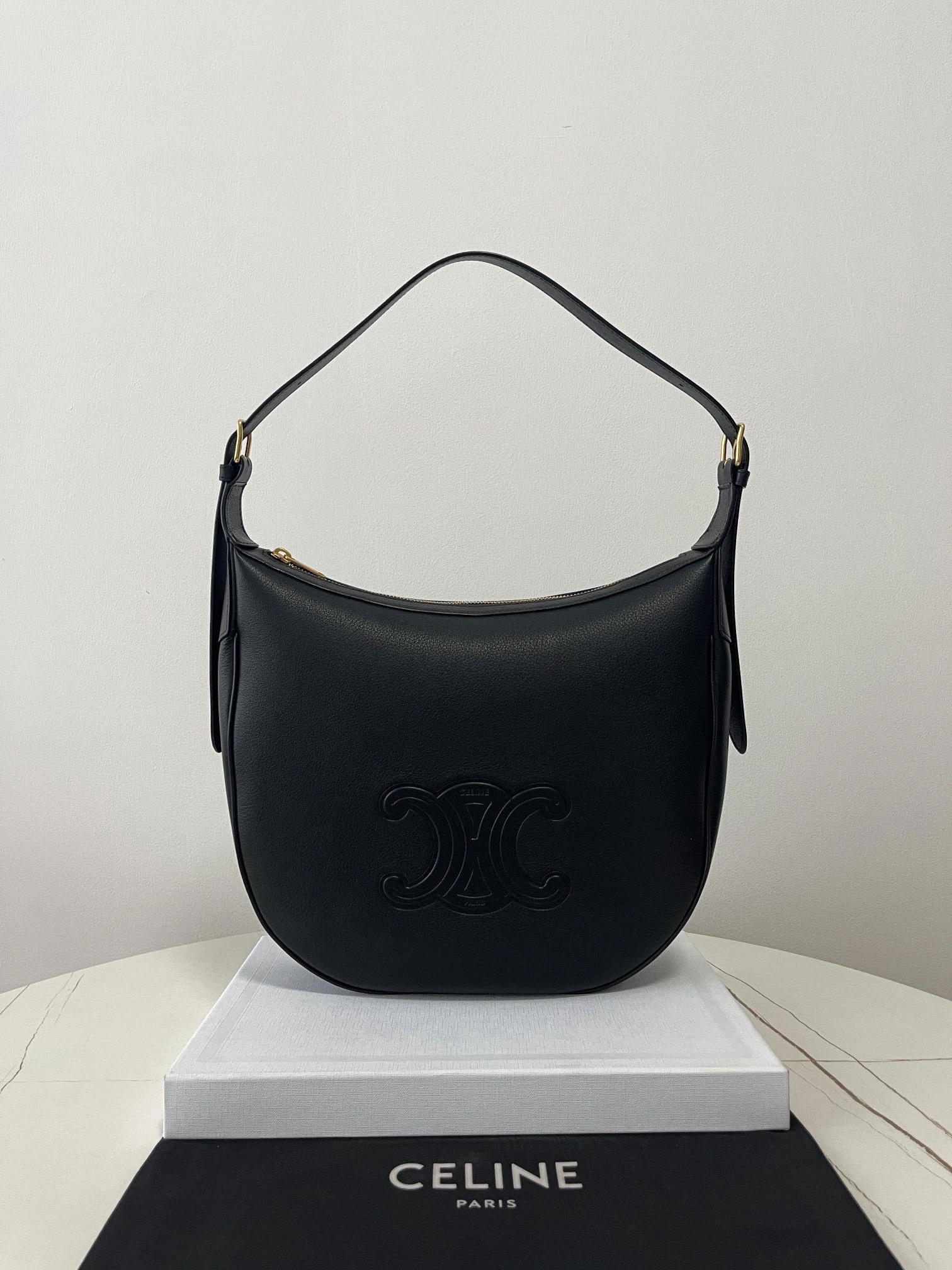 MOMO---114713FLH.38NO 114713FLH-38NO cowhide item:D-B806D1504